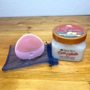 Foreo Luna 2 Mini Pink And Tree Hut Coco Colada Shea Sugar Scrub Bundle